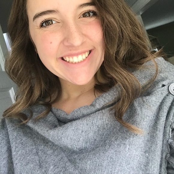 Meet your Posher, Emma - Picture 1 of 1